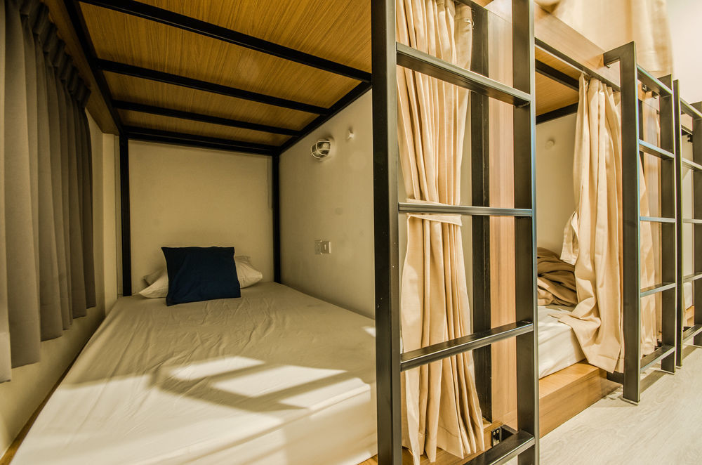 Pier 49 Hostel Bangkok Extérieur photo