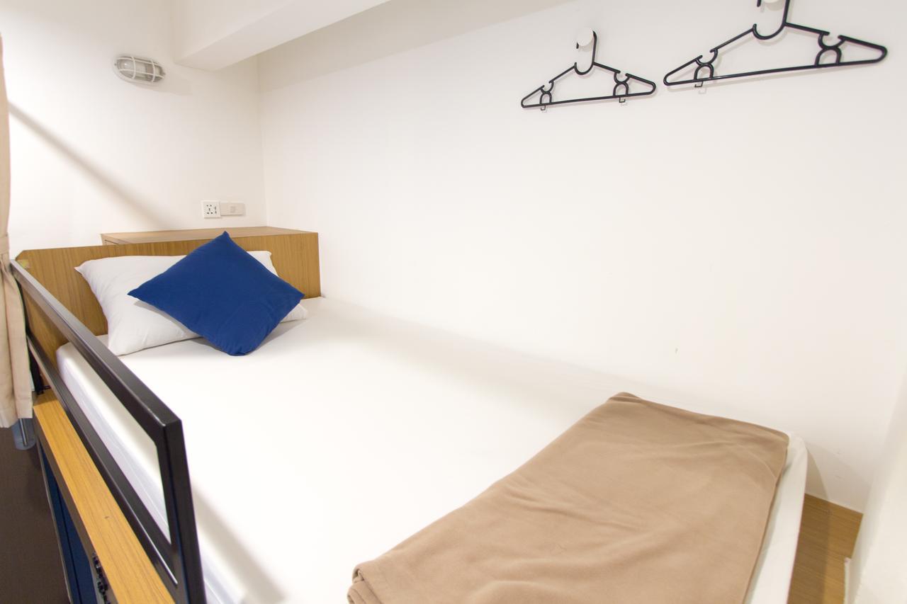Pier 49 Hostel Bangkok Extérieur photo