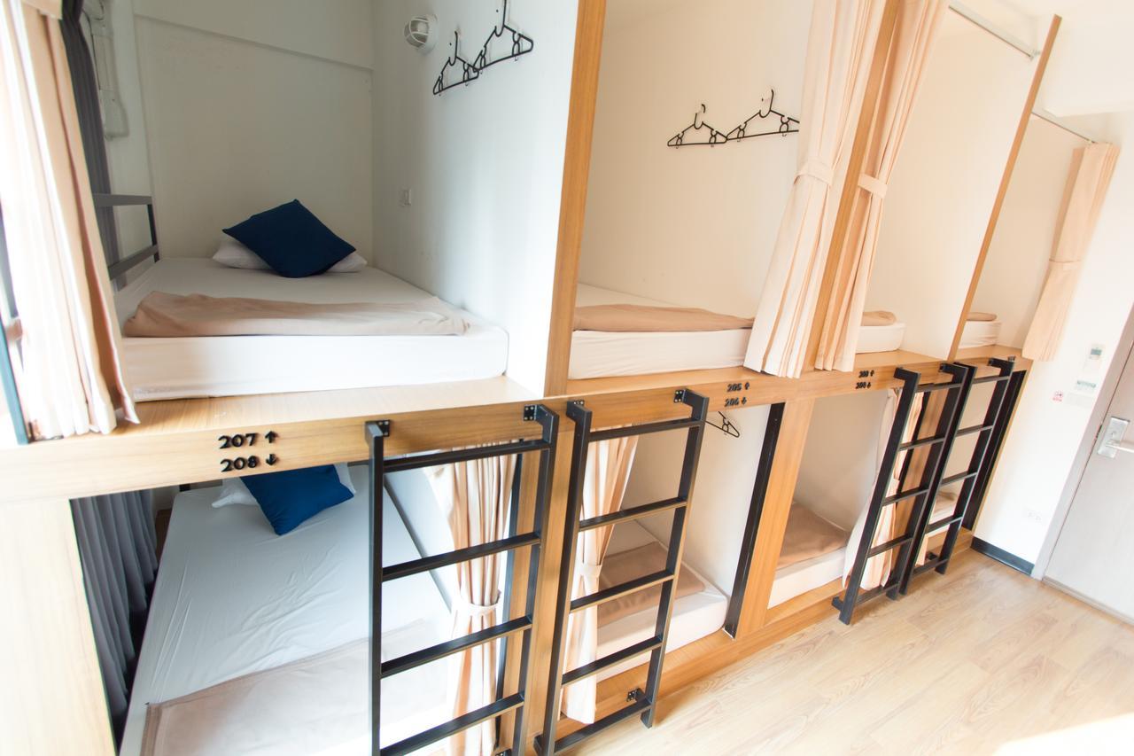 Pier 49 Hostel Bangkok Extérieur photo