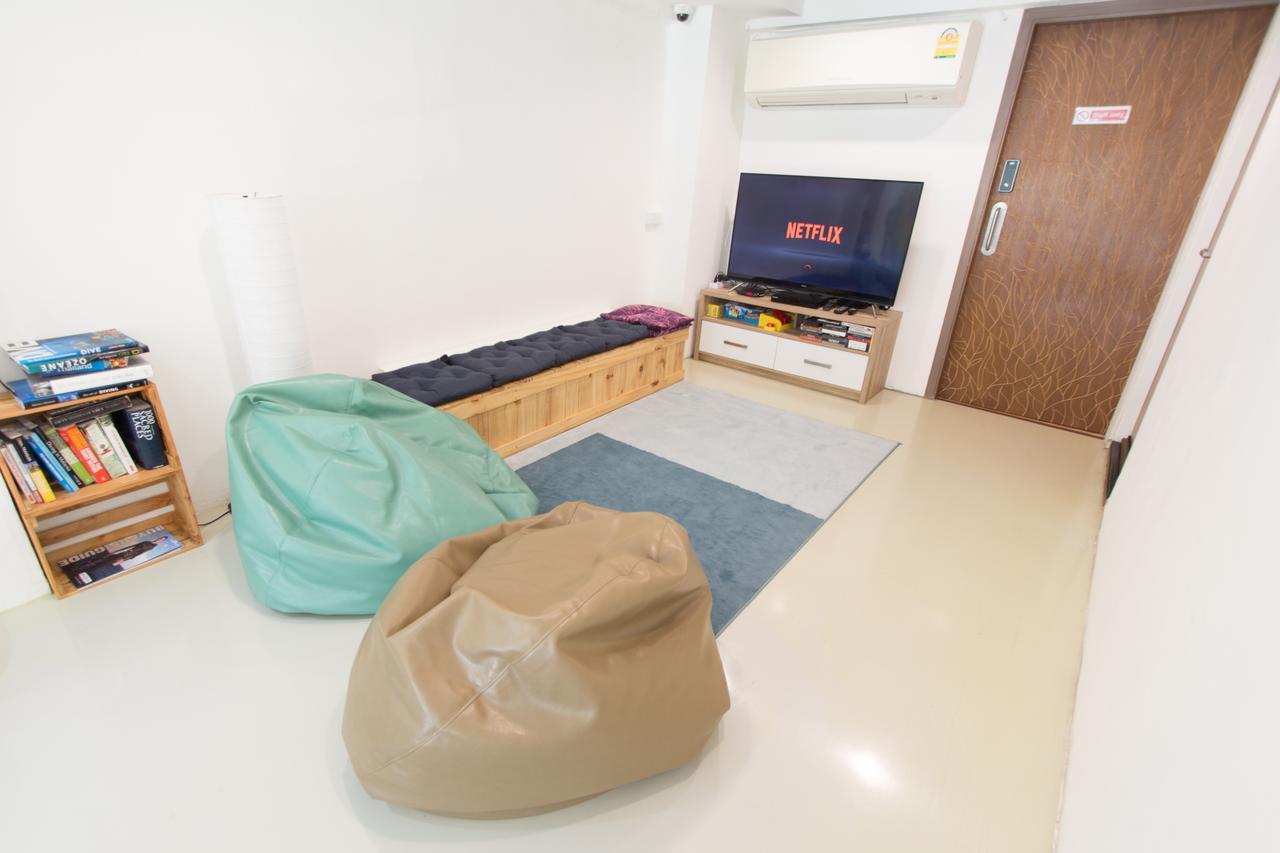 Pier 49 Hostel Bangkok Extérieur photo