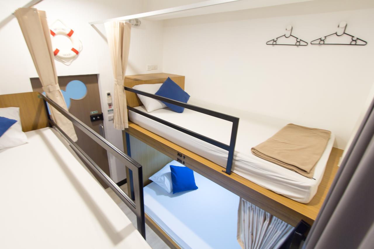 Pier 49 Hostel Bangkok Extérieur photo